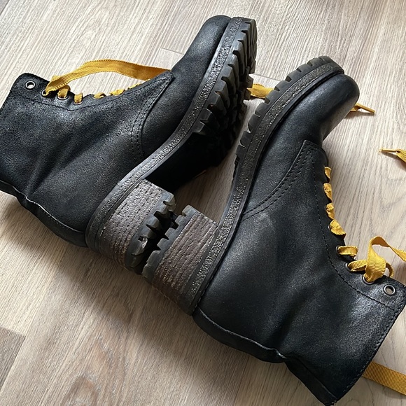 Barney’s Boot - Picture 4 of 6